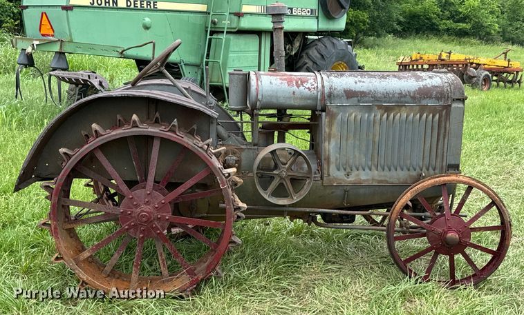 image for item DX0590 McCormick-Deering tractor