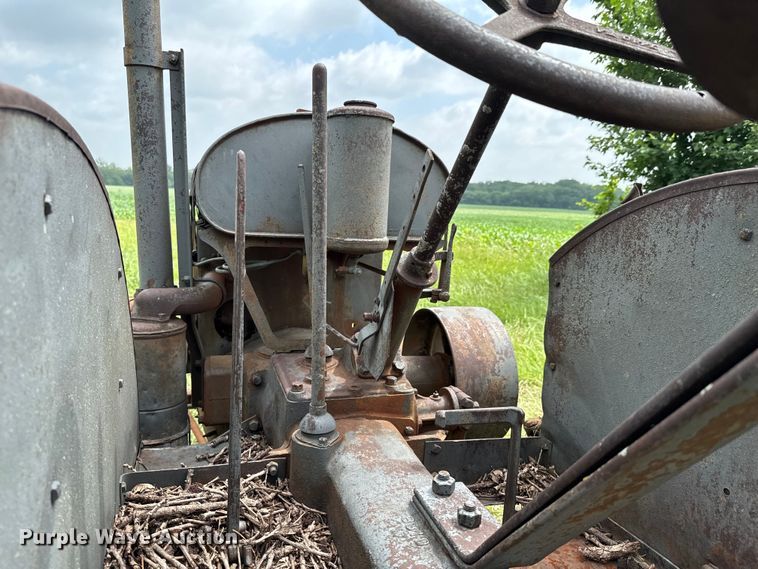 image for item DX0590 McCormick-Deering tractor