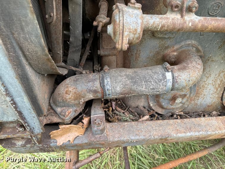 image for item DX0590 McCormick-Deering tractor