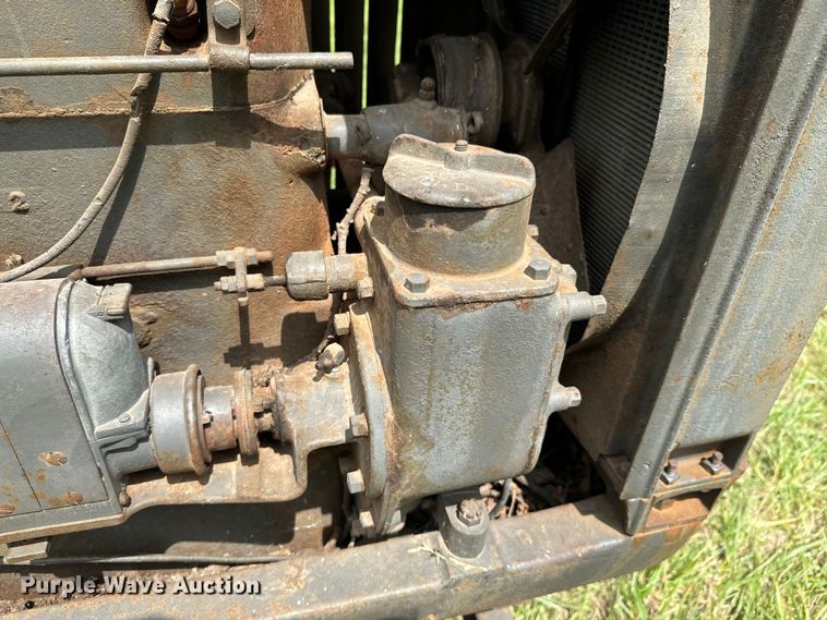 image for item DX0590 McCormick-Deering tractor