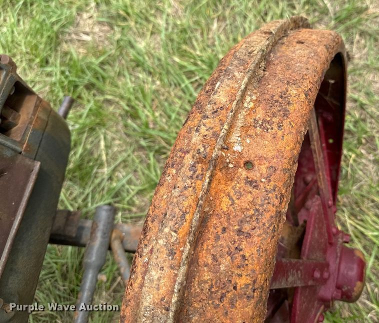 image for item DX0590 McCormick-Deering tractor