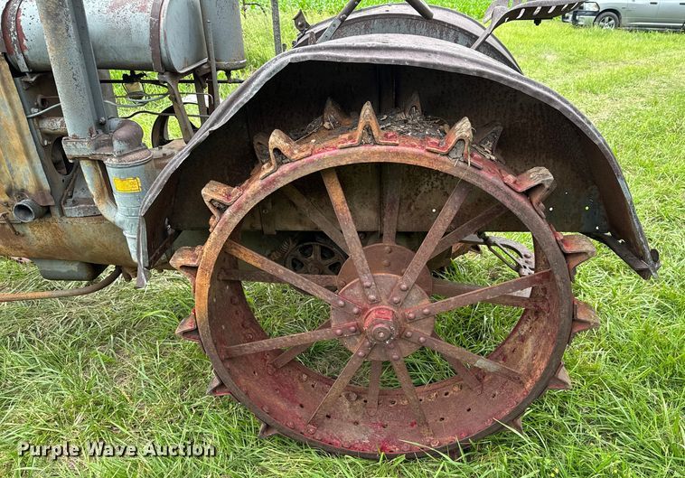 image for item DX0590 McCormick-Deering tractor