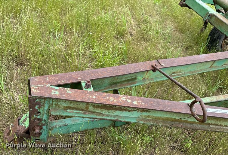 image for item DX0594 John Deere 100 chisel