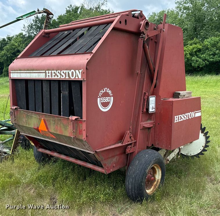 image for item DX0596 Hesston 5580 round baler