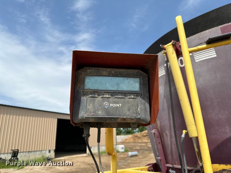 image for item DX0607 Supreme 700T feed grinder/mixer