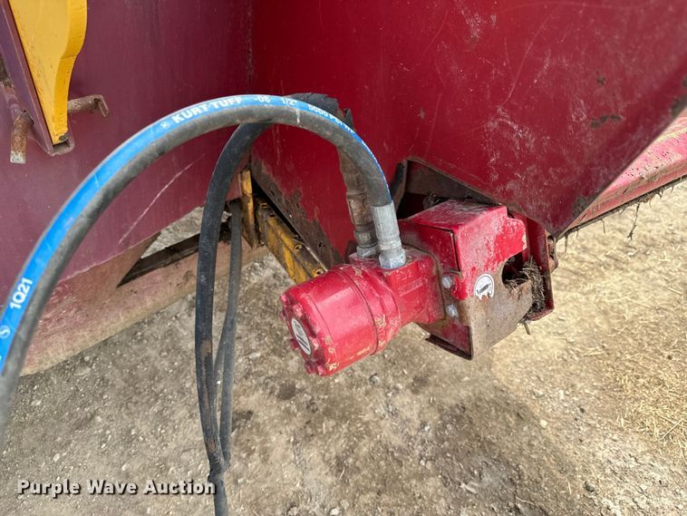 image for item DX0607 Supreme 700T feed grinder/mixer