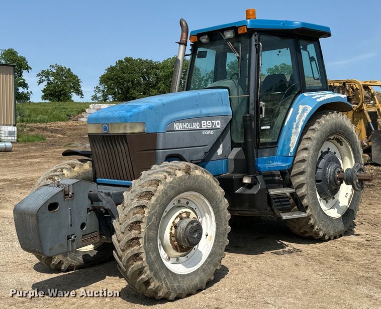 image for item DX0608 Ford New Holland 8970 MFWD tractor