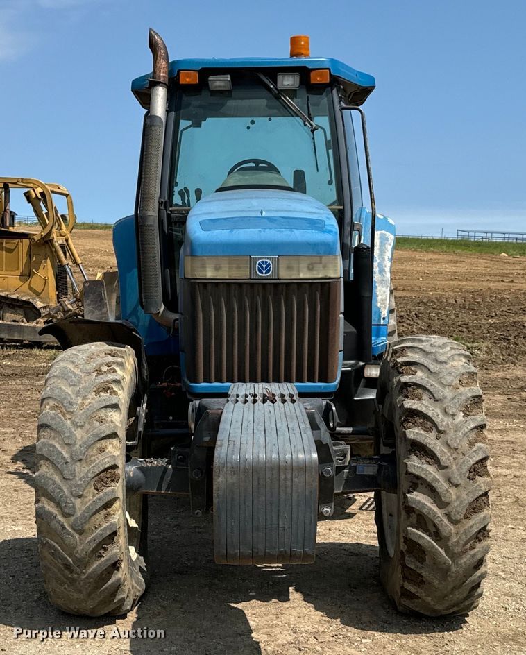 image for item DX0608 Ford New Holland 8970 MFWD tractor