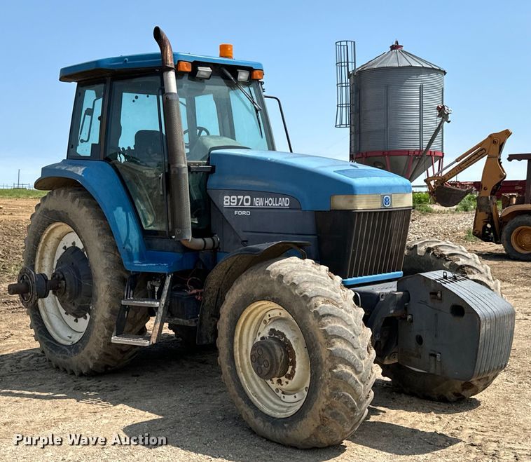 image for item DX0608 Ford New Holland 8970 MFWD tractor