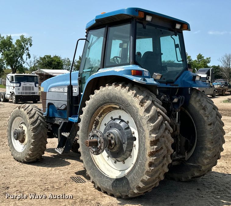 image for item DX0608 Ford New Holland 8970 MFWD tractor