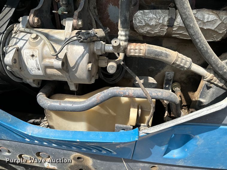 image for item DX0608 Ford New Holland 8970 MFWD tractor