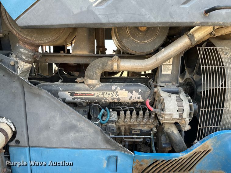 image for item DX0608 Ford New Holland 8970 MFWD tractor