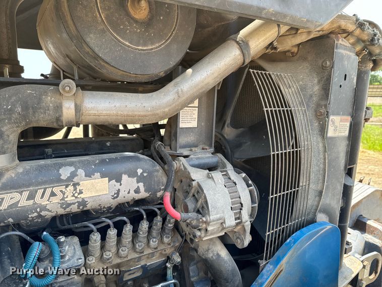 image for item DX0608 Ford New Holland 8970 MFWD tractor