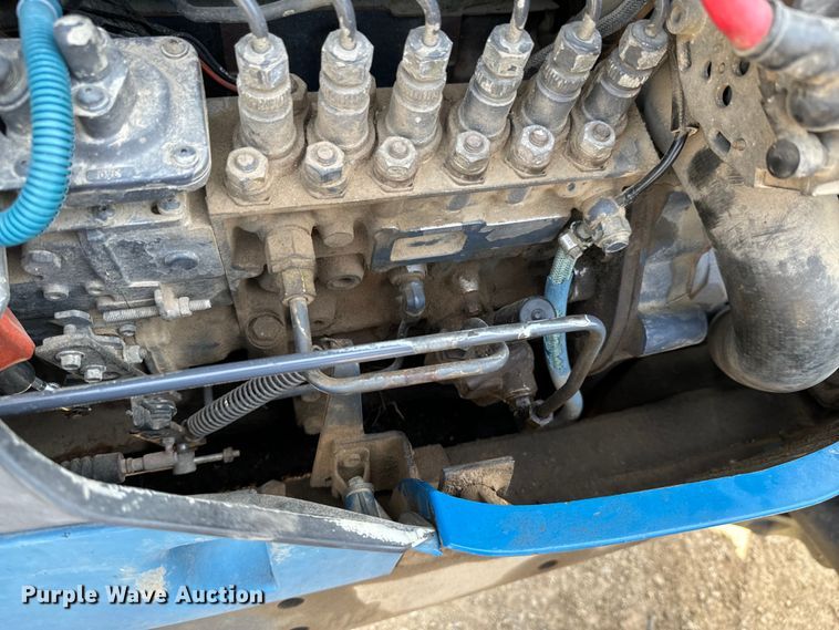 image for item DX0608 Ford New Holland 8970 MFWD tractor