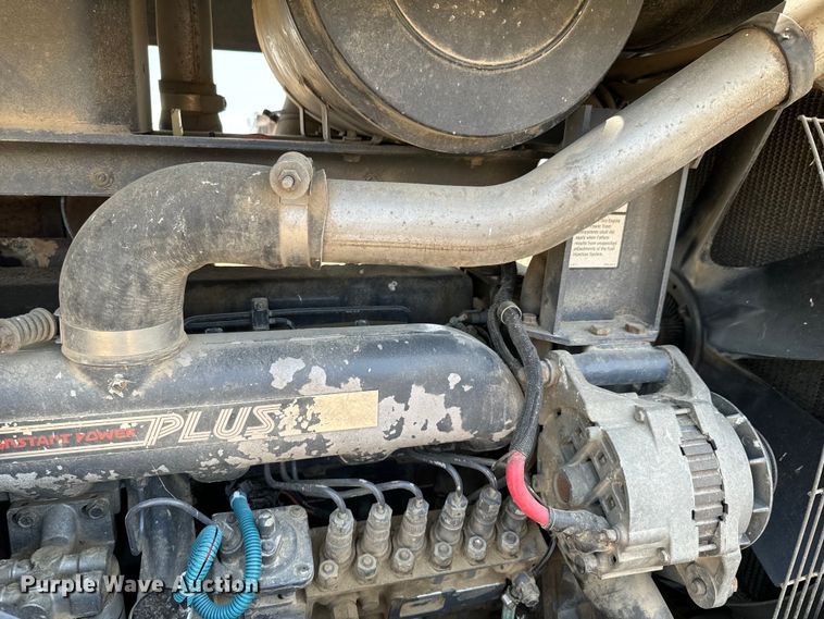 image for item DX0608 Ford New Holland 8970 MFWD tractor