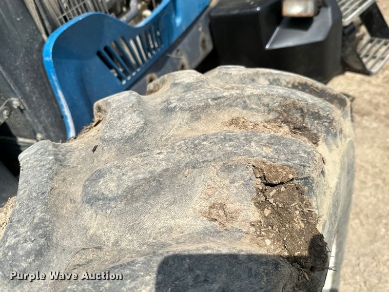 image for item DX0608 Ford New Holland 8970 MFWD tractor