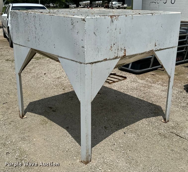 image for item DX0614 Seed Hopper