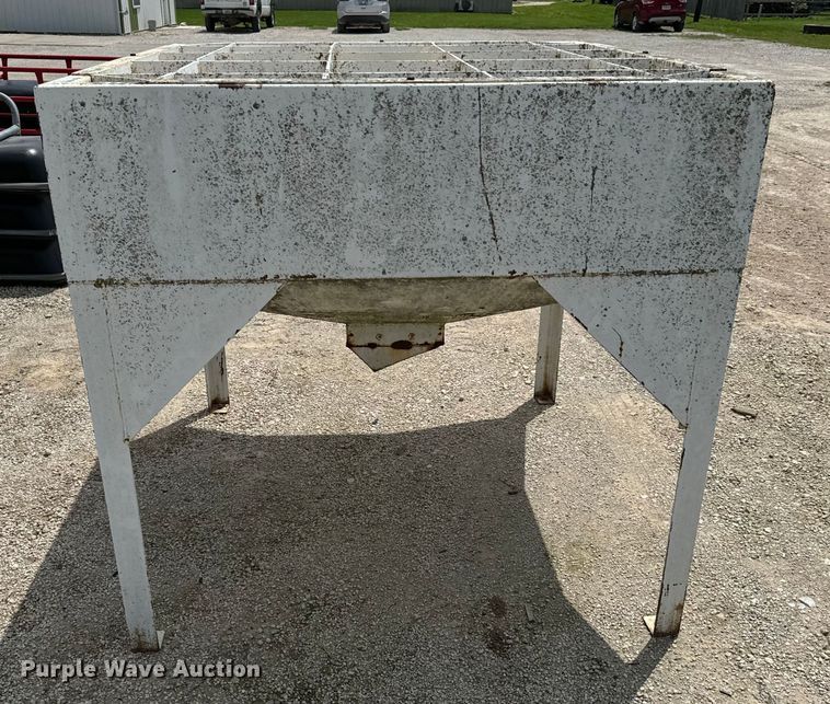 image for item DX0614 Seed Hopper