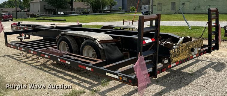 image for item DX0615 2006 Neville Built equipment trailer