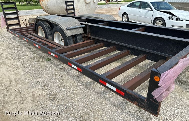 image for item DX0615 2006 Neville Built equipment trailer