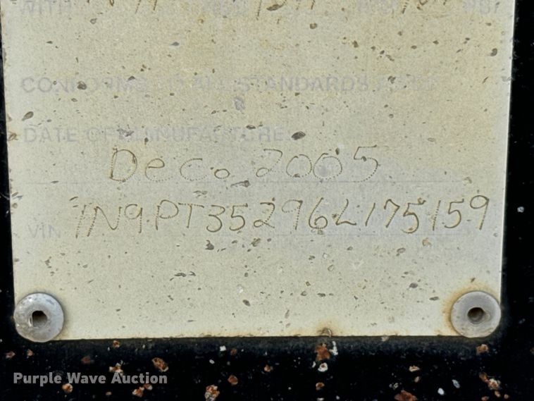 image for item DX0615 2006 Neville Built equipment trailer