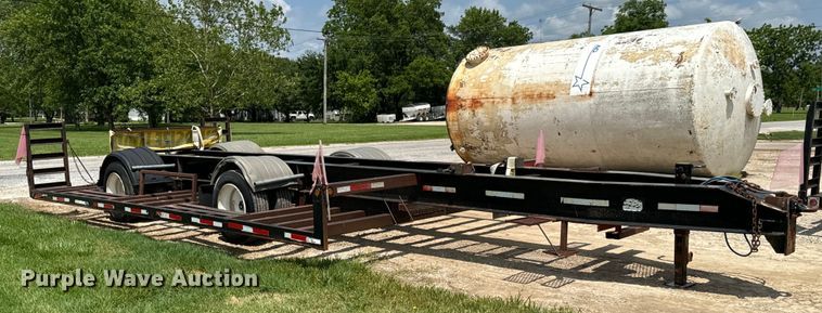 image for item DX0617 2008 Neville Built equipment trailer