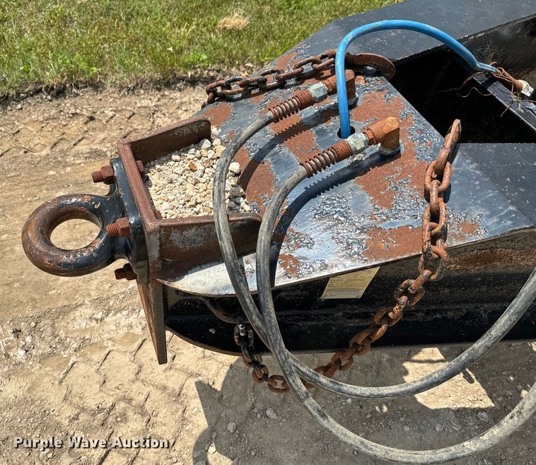 image for item DX0617 2008 Neville Built equipment trailer