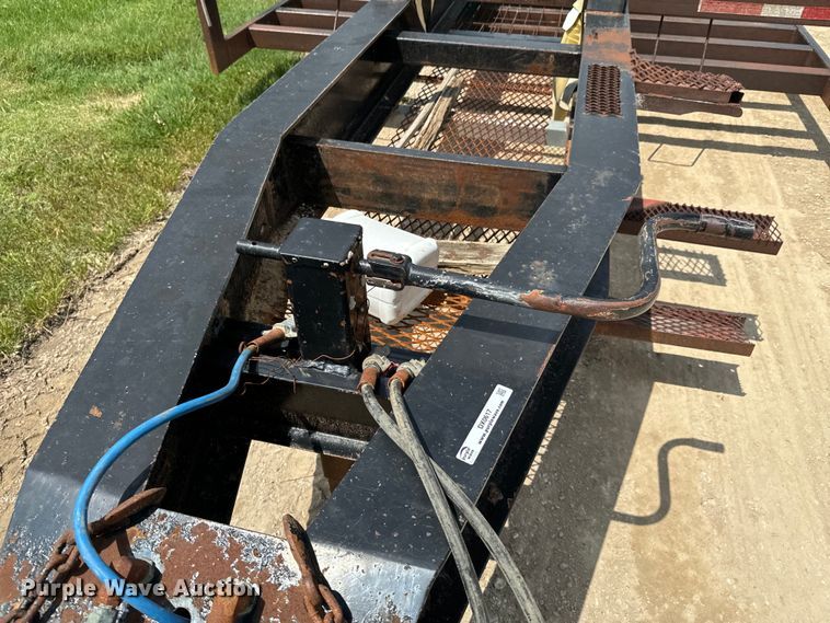 image for item DX0617 2008 Neville Built equipment trailer