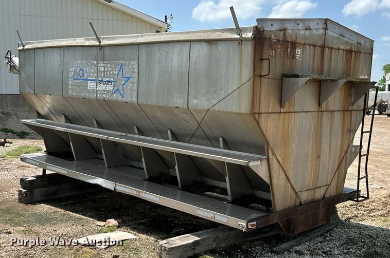 image for item DX0618 Adams SS fertilizer tender
