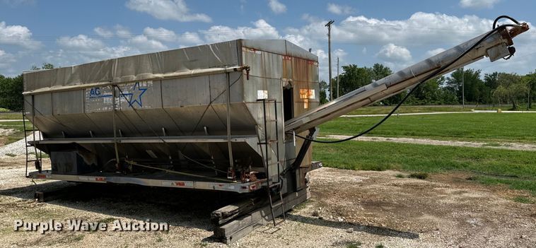 image for item DX0618 Adams SS fertilizer tender