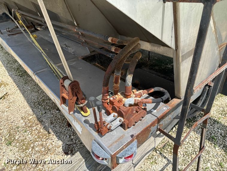 image for item DX0618 Adams SS fertilizer tender