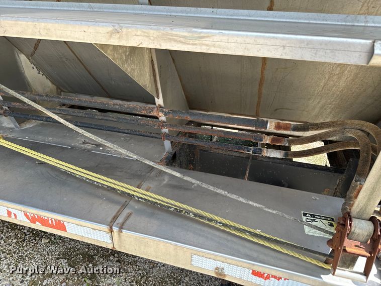 image for item DX0618 Adams SS fertilizer tender
