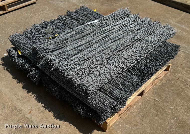 image for item DX0621 Approximately (2300) fence stays