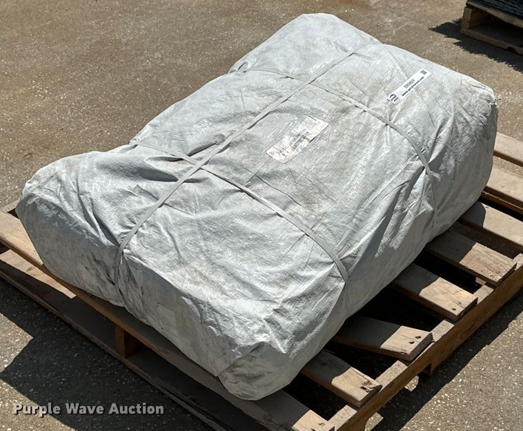 image for item DX0624 (2) hay tarps