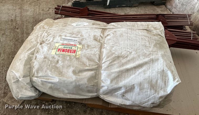 image for item DX0624 (2) hay tarps