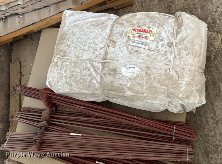 image for item DX0624 (2) hay tarps