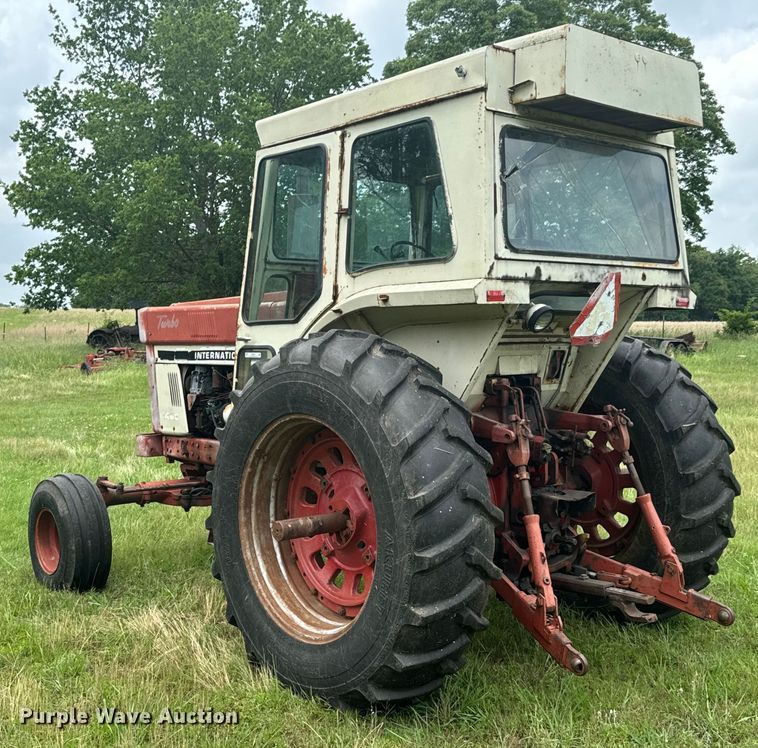 image for item DX0634 1972 International Harvester Farmall 1466 Turbo tractor