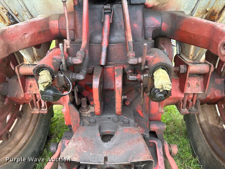 image for item DX0634 1972 International Harvester Farmall 1466 Turbo tractor