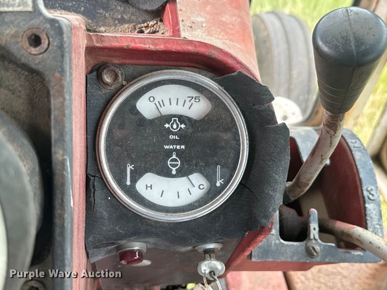 image for item DX0634 1972 International Harvester Farmall 1466 Turbo tractor