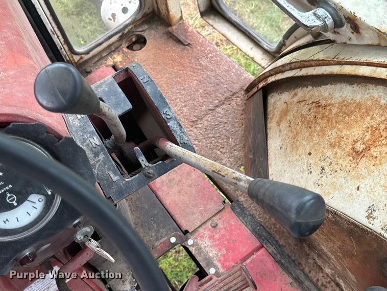 image for item DX0634 1972 International Harvester Farmall 1466 Turbo tractor