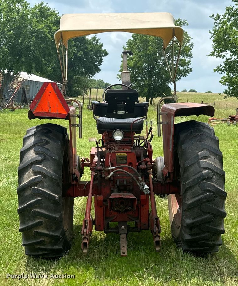 image for item DX0635 1965 International Harvester Farmall 656 tractor