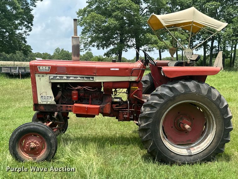 image for item DX0635 1965 International Harvester Farmall 656 tractor