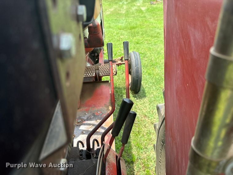 image for item DX0635 1965 International Harvester Farmall 656 tractor