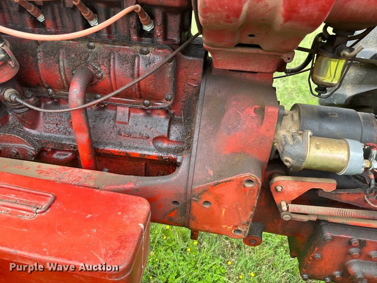 image for item DX0635 1965 International Harvester Farmall 656 tractor