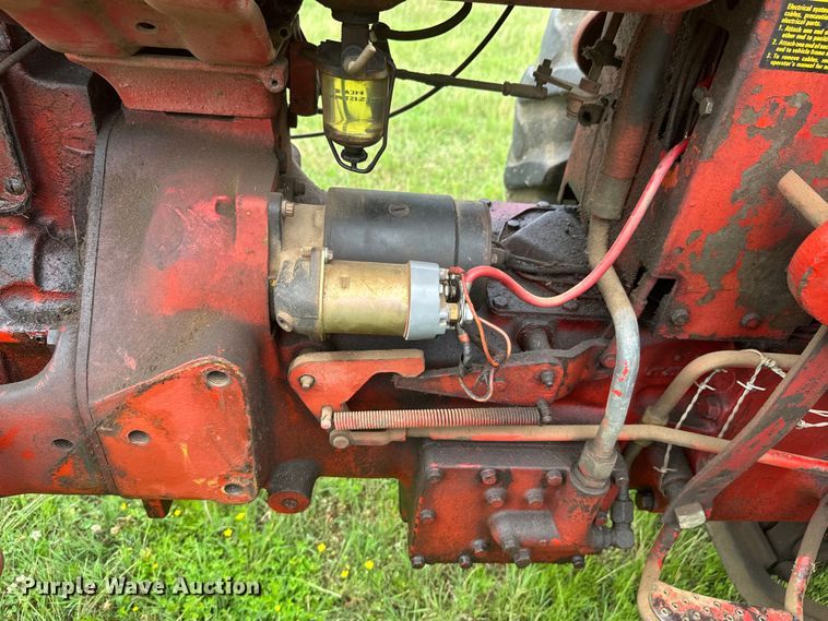 image for item DX0635 1965 International Harvester Farmall 656 tractor