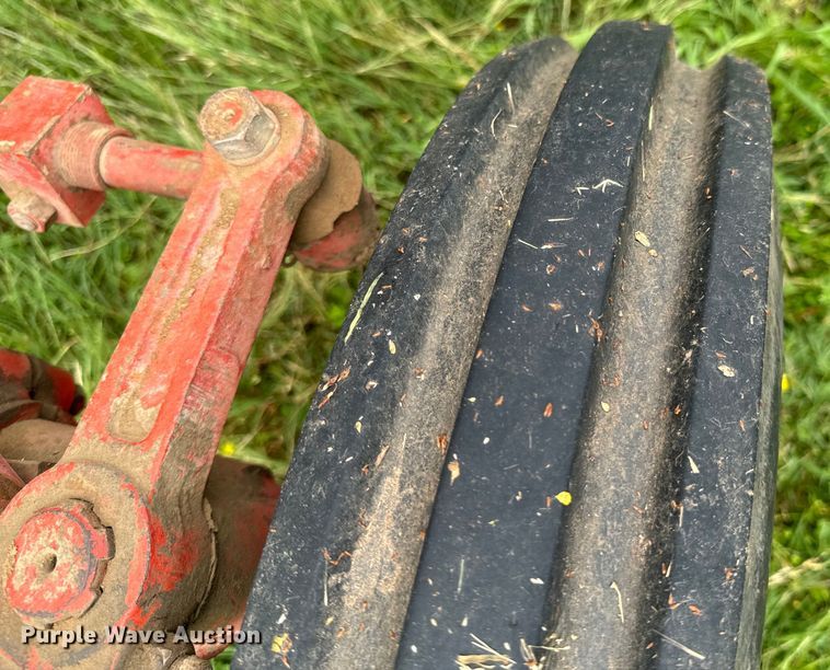 image for item DX0635 1965 International Harvester Farmall 656 tractor