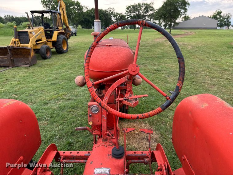 image for item DX0666 Allis-Chalmers WD C tractor