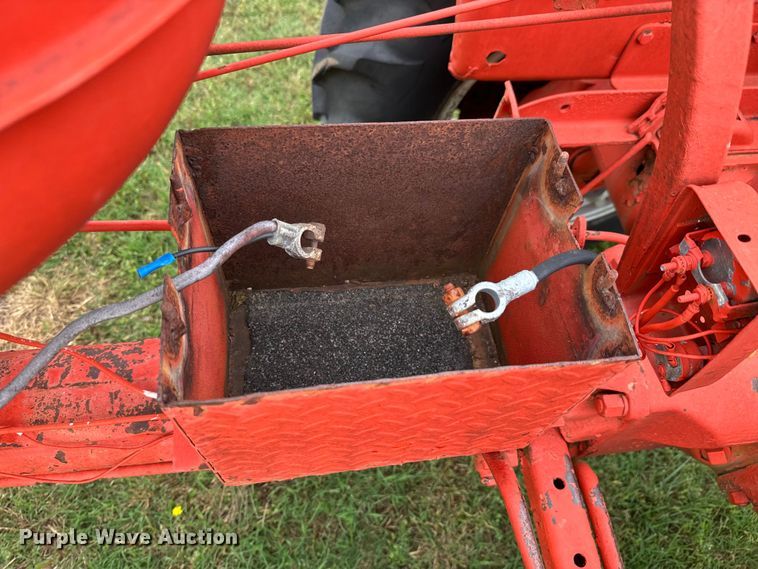 image for item DX0666 Allis-Chalmers WD C tractor