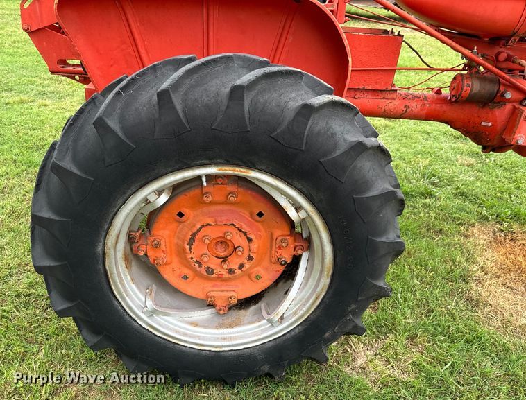 image for item DX0666 Allis-Chalmers WD C tractor