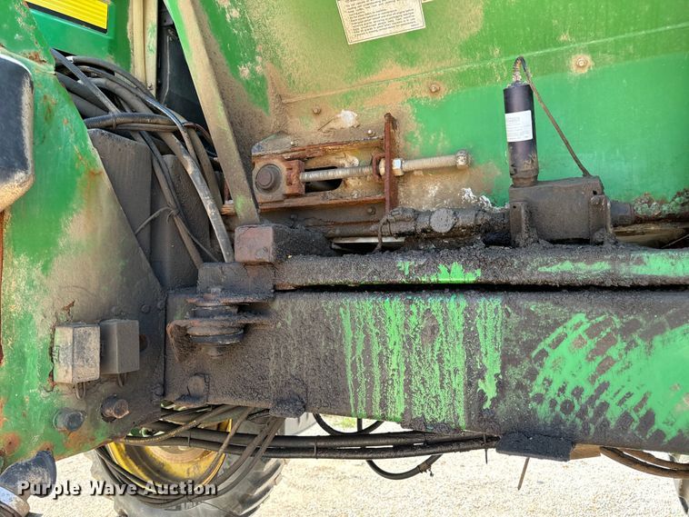 image for item EH6822 2012 John Deere 4940 spreader